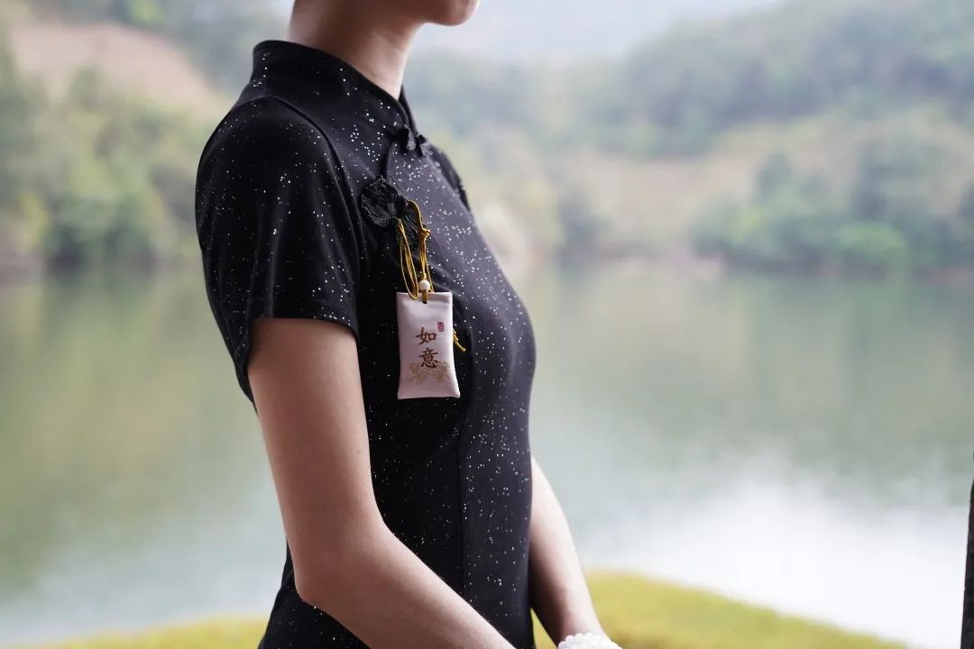 香囊.jpg